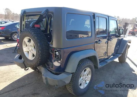 2013 Jeep Wrangler Unlimited Sport z USA, uszkodzony, nr VIN 1C4BJWDG5DL533594